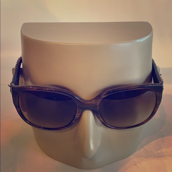 CHANEL Accessories - New Authentic Chanel Sunglasses